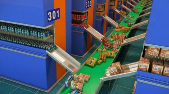 Di lantai berbeda staf supermarket bisa mengatur keseluruhan inventoris toko dalam waktu riil. (dailymail)