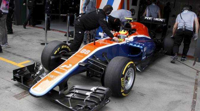 Rio Haryanto mencatatkan waktu 1 menit 29,627 detik pada sesi kualifikasi Formula 1 GP Australia di Albert Park, Melbourne, Sabtu, 19 Maret 2016. (REUTERS/Jason Reed)