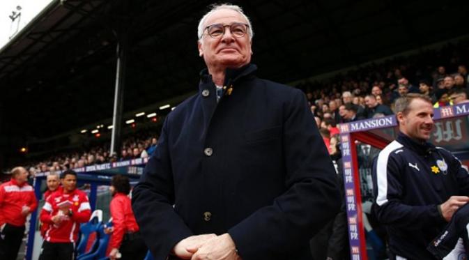 Claudio Ranieri sempat jadi bulan-bulanan dan sindiran media-media di Inggris saat pertama kali melatih Leicester City. (AFP)