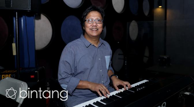 Erwin Gutawa (Andy Masela/Bintang.com)