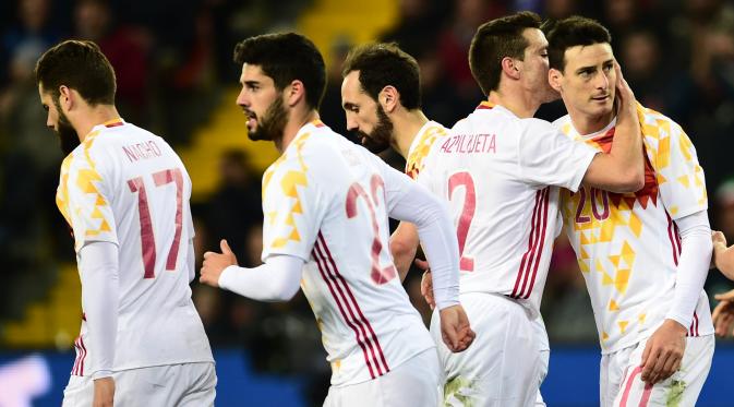 Spanyol sukses menyamakan kedudukan pada menit ke-70. (GIUSEPPE CACACE / AFP)