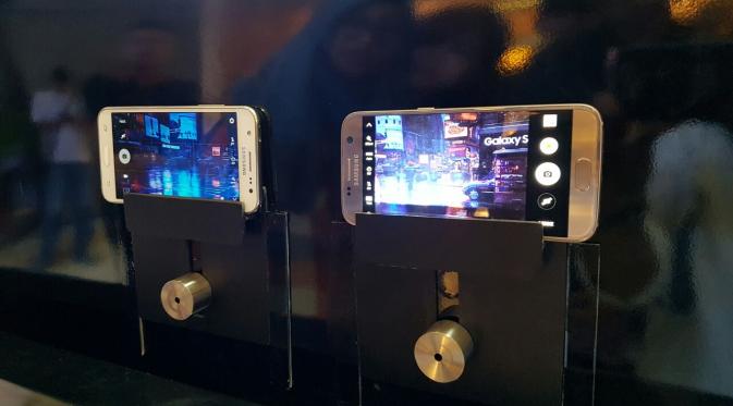 Perbandingan hasil foto kamera Samsung Galaxy S7 dan ponsel lain. 