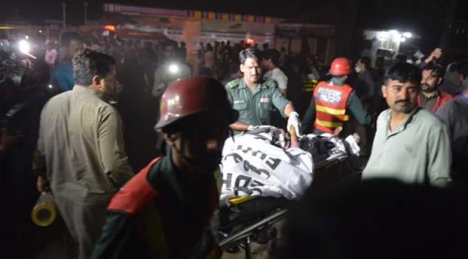 Rayakan Paskah, Bom Meledak Tewaskah Puluhan Warga Pakistan | via: usatoday.com