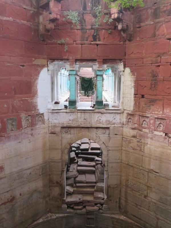 Fatehpur Sikri, Madhya Pradesh. (Victoria Lautman)
