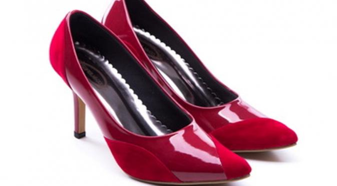 High Heels merah. (via: istimewa)