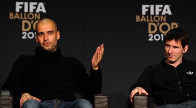 Josep Guardiola (kiri) bersama Lionel Messi (kanan). (AFP/Franck Fife).
