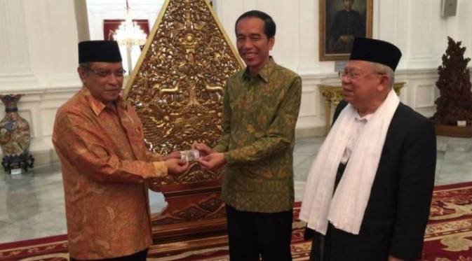Jokowi Terima Kartu Anggota NU (@nugallery26)