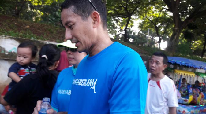 Sandiaga Uno mengaku, ini merupakan kali pertamanya berlari di Kanal Banjir Timur.