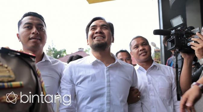 Foto Saipul Jamil di Kejaksaan Negeri Jakarta Utara (Adrian Putra/bintang.com)