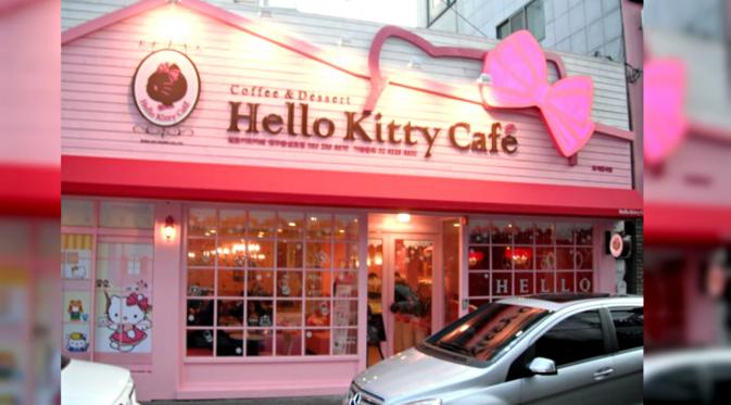 Kafe Hello Kitty di Seoul, Korsel menyajikan kopi (sumber:pinterest)