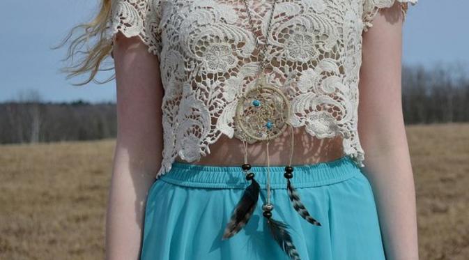 Kalung dreamcatcher. (via: crafthubs.com)