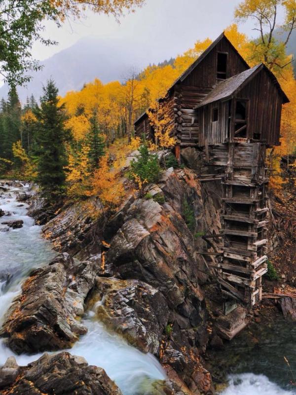 Crystal Mill, Colorado, Amerika Serikat. (The Denver City Page)