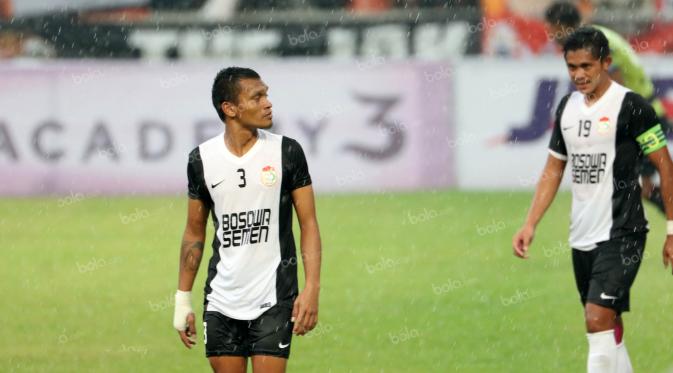 Ferdinand Sinaga, PSM berniat bangkit setelah terpuruk di awal TSC 2016. (Bola.com/Nicklas Hanoatubun)
