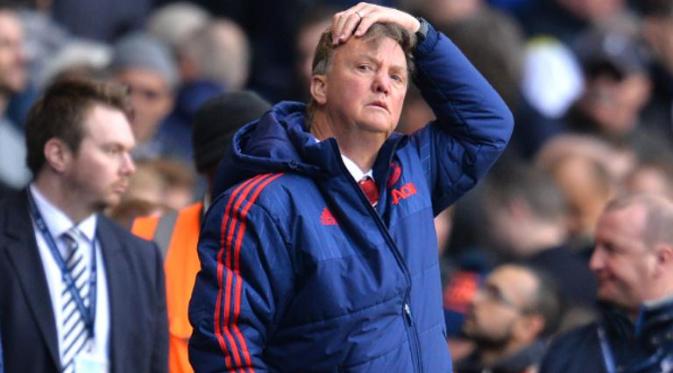 Louis van Gaal ternyata lebih buruk dari Sir Alex Ferguson. (AFP/Glyn Kirk)