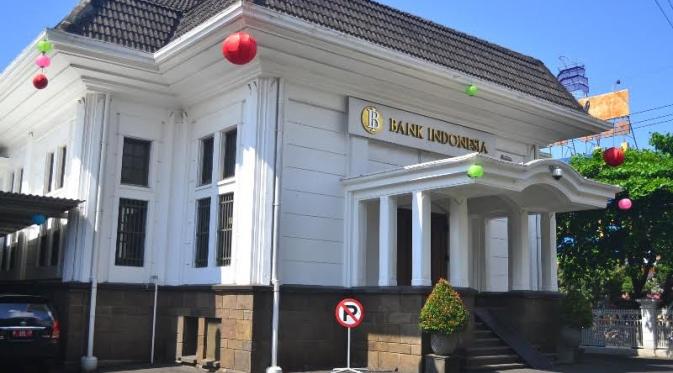 Bekas gedung  De Javasche Bank yang tetap terjaga dan kini menjadi kantor Bank Indonesia di Malang (Liputan6.com / Zainul Arifin)