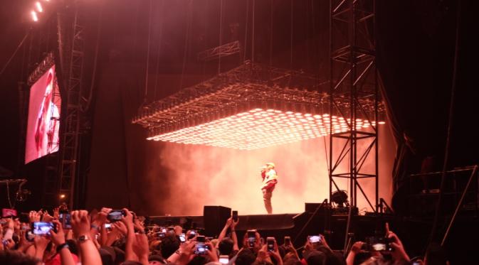 Kanye West di Paradise International Music Festival Filipina. (Foto: Widhi Kautsar Putra)