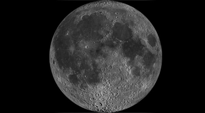 Bulan berwarna biru, fakta itu tak akan berubah pada 20 April 2016 (Credit: NASA/GSFC/Arizona State University)