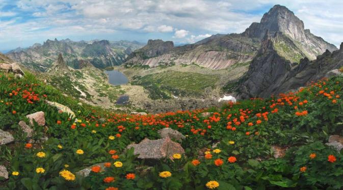 Taman Nasional Ergaki, Rusia. (Рикша)