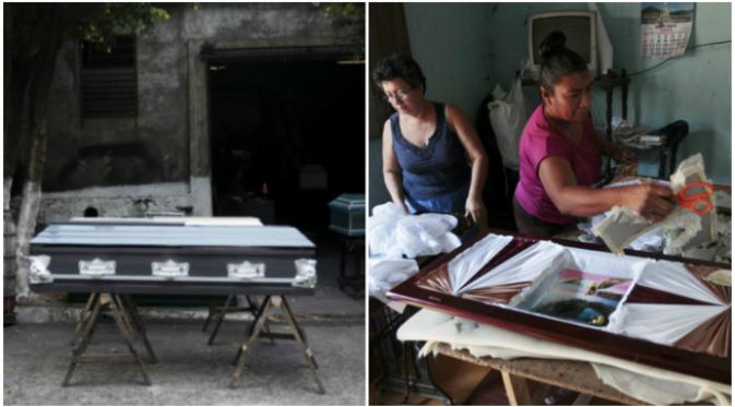 Angka kejahatan pembunuhan meningkat di El Salvador dan bisnis peti mati pun semakin bersinar. (Sumber Reuters via AOL)