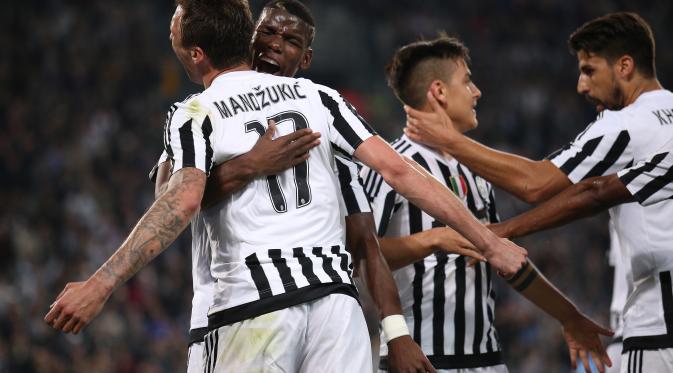 Mario Mandzukic mencetak gol perdana Juventus ke gawang Lazio.