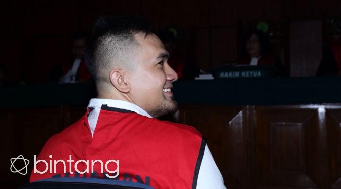 Foto Saipul Jamil di Pengadilan Negeri Jakarta Utara (Andy Masela/bintang.com)