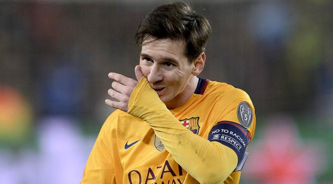 1. Lionel Messi (Barcelona), pria Argentina yang musim ini meraih Ballon d'Or kelima kalinya performanya terus menurun. Klubnya Barca tersingkir dari Liga Champions dan pada ajang La Liga posisinya di puncak klasemen juga terancam. (AFP/Josep Lago)