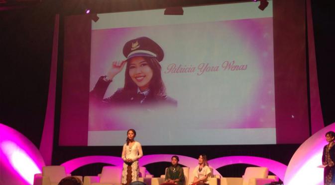 Patricia Yora Wenas (pilot perempuan termuda Indonesia)