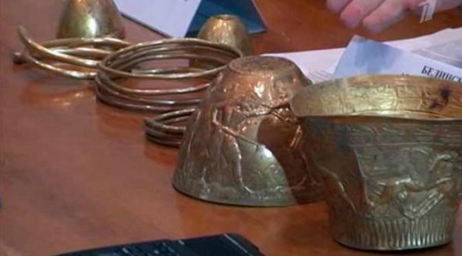 Harta karun emas dari makam Scythian (Ancient Origins).