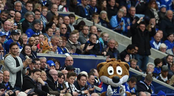 Maskot Leicester City, Filbert Fox kecipratan rezeki karena prestasi tim yang didukungnya (AFP)