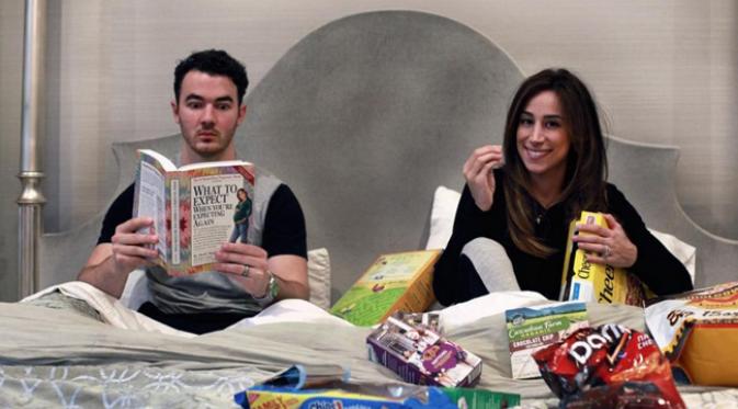 Kevin Jonas tengah menantikan anak keduanya bersama Danielle Deleasa. (Instagram)