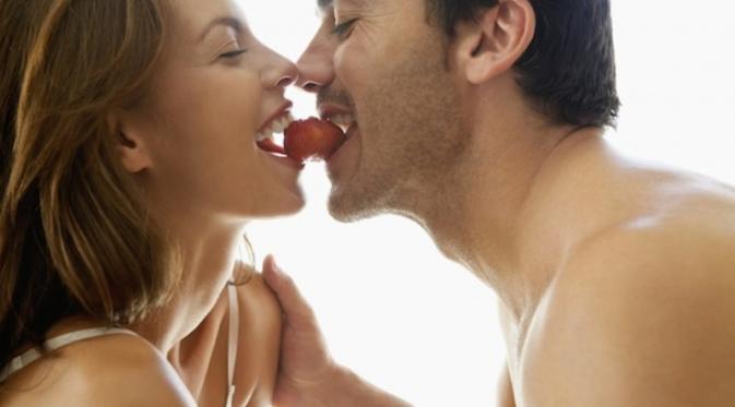 Jika ada dua hal yang pria sukai lebih dari apa pun, jawabannya makanan dan berhubungan seks. 