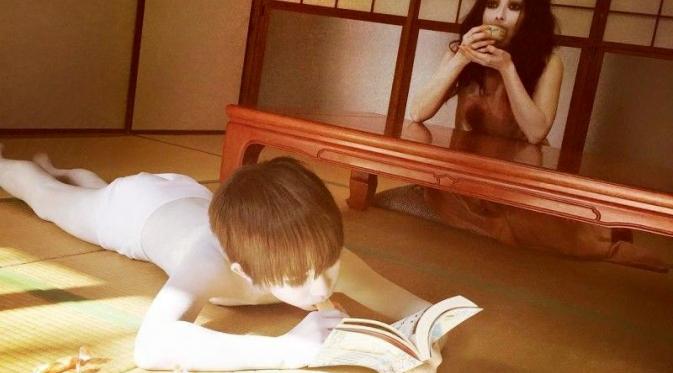 Toshio lagi belajar. (Via: facebook.com/IJustWantToBeSerious)