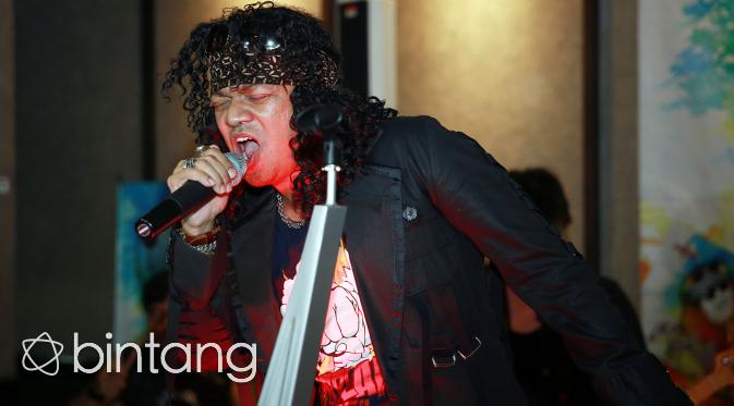 Candil di launching album 'Rockalisasi'. (Deki Prayoga/Bintang.com)