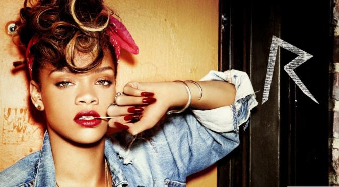 Rihanna (e!Online)