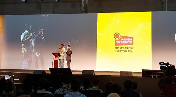 Peluncuran platform Telmi di Indonesia e-Commerce Summit and Expo (IESE) 2016 (Dewi Widya Ningrum/Liputan6.com)