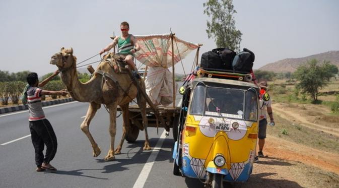 Rickshaw Run lintasi utara India. (Bram Schuurman)