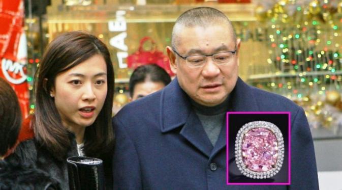 Miliarder kontroversial Hong Kong, Joseph Lau berlian membeli Blue Moon untuk dihadiahkan pada putrinya (www.ejinsight.com)