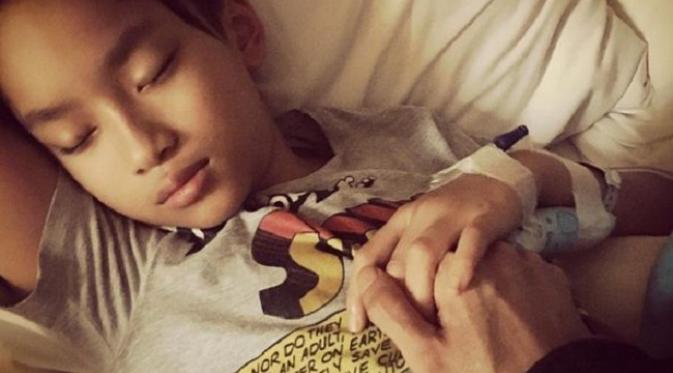Azka Corbuzier, putra Deddy Corbuzier, sedang terbaring sakit (via Instagram/mastercorbuzier)