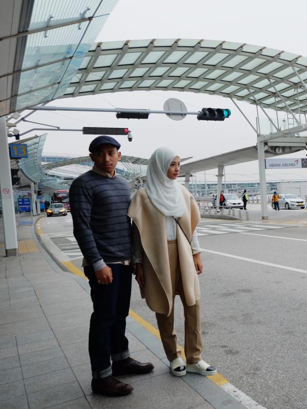 Poppy Bunga dan Mohammad Fattah Riphat saat berlibur ke luar negeri  (Dok. Pribadi)