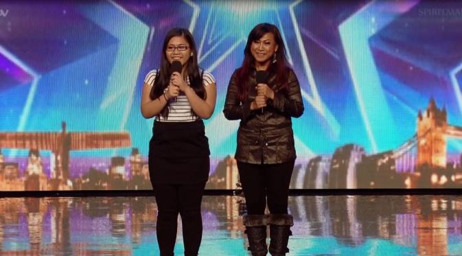 Peserta Britain's Got Talent asal Indonesia Ana dan Fia yang sukses memukau juri.(via YouTube)