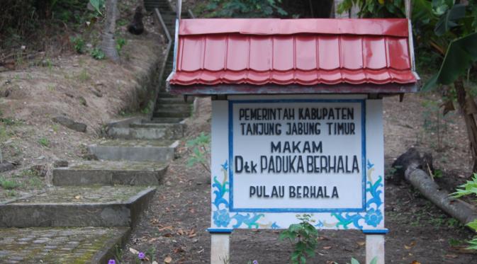 Makam Datuk Paduka Berhala berada di Pulau Berhala. (Liputan6.com/Bangun Santoso)