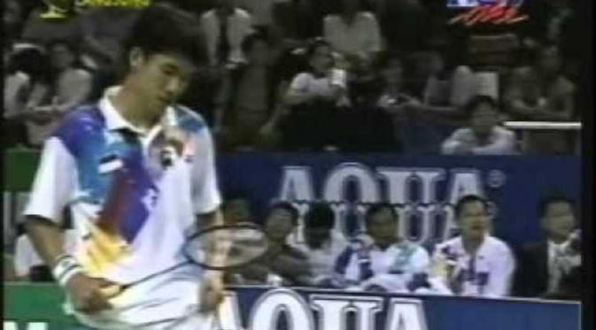 Penampilan Alan Budikusuma di final Piala Thomas 1996 kontra China. (Youtube)