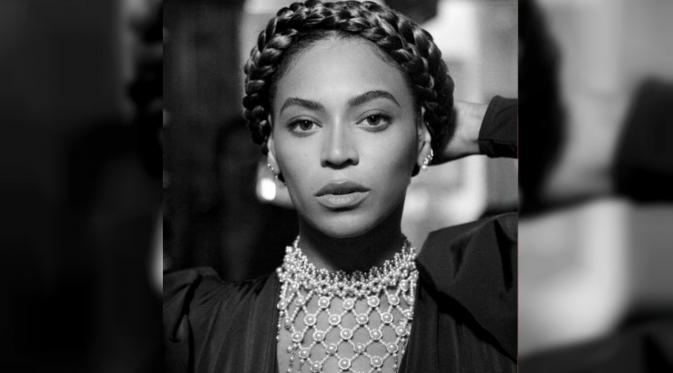 Beyonce Knowles 'Queen B'
