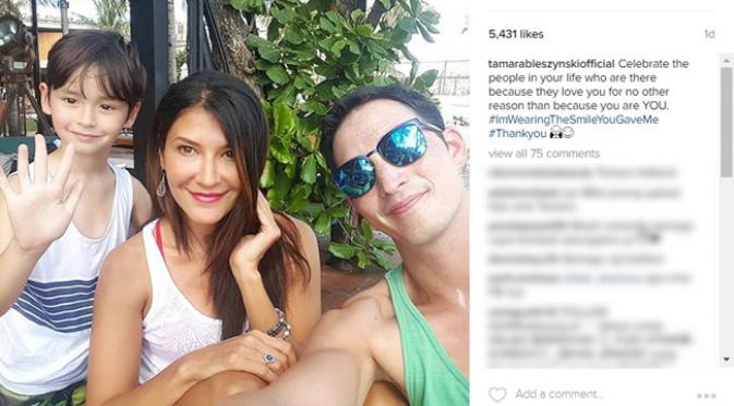 Tamara Bleszynski dan Mike Lewis pamer kebersamaan dalam akun Instagram pribadinya. (Instagram)
