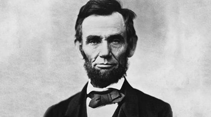 Abraham Lincoln, Presiden Amerika Serikat ke-16 (Wikimedia Commons).