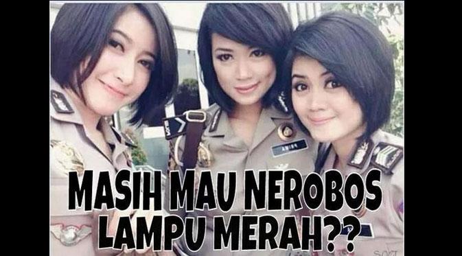 Meme polwan cantik | Via: istimewa