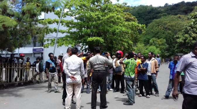 Tempat pelaksanaan SBMPTN di Papua sering menjadi sasaran aksi unjuk rasa. (Liputan6.com/Katharina Janur)