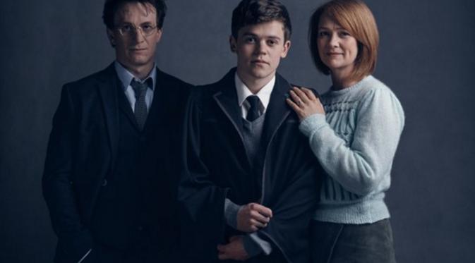 Pemain teater Harry Potter and the Cursed Child. Foto: Twitter (@HPPlayLDN)