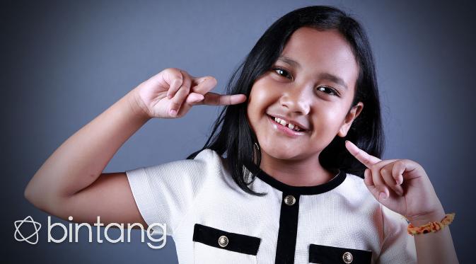 Yara memulai debut sebagai penyanyi dengan lagu religi (Deki Prayoga/Bintang.com)