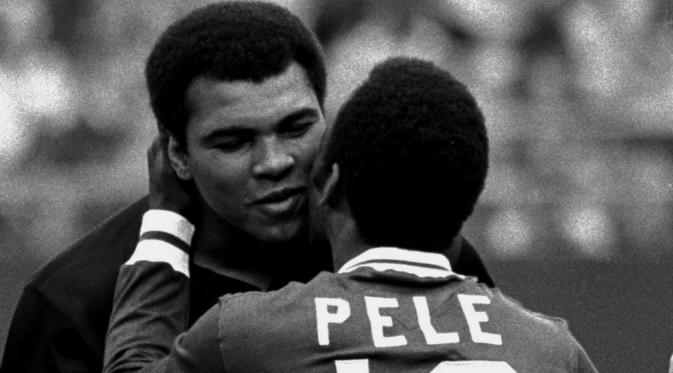 Muhammad Ali dan Pele merupakan teman dekat (Trivela). 